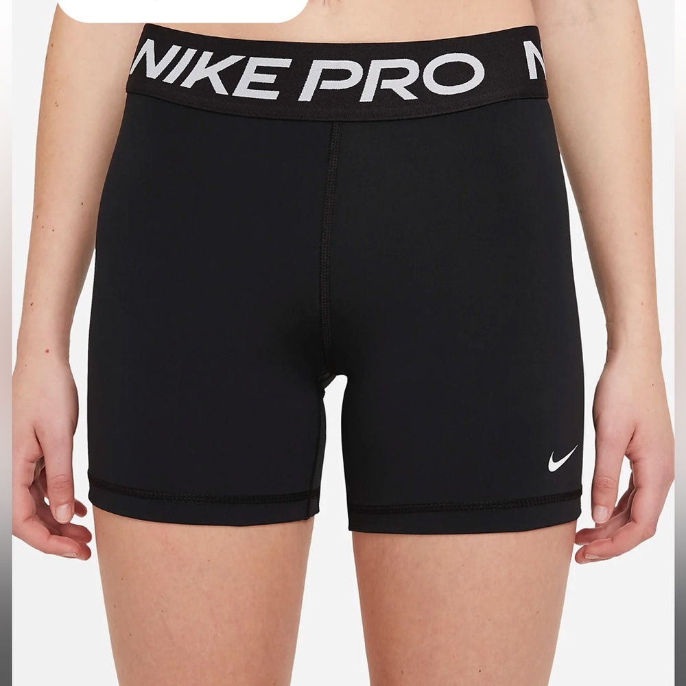 Nike pro shorts 5in